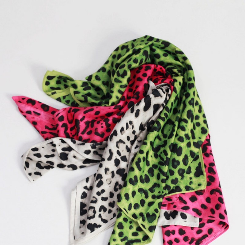 WHOSBAG Scarf 1011744
