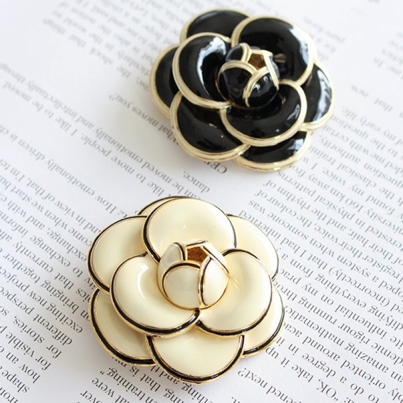 PIPPIN Charm 230793