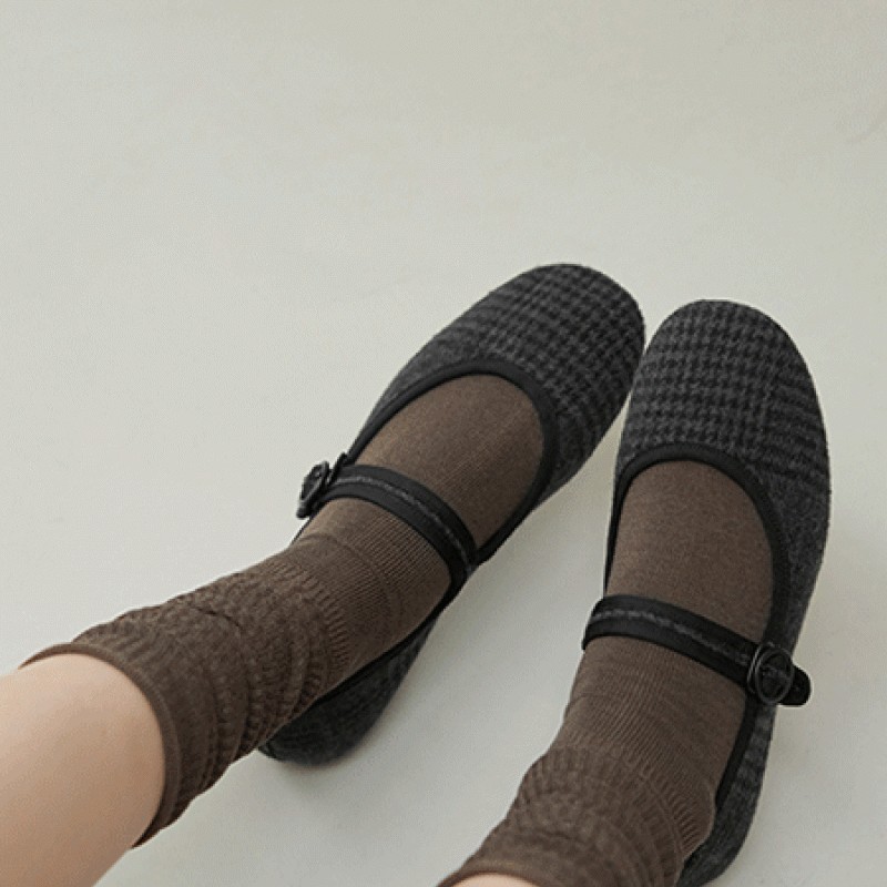 09women Flat 2130919